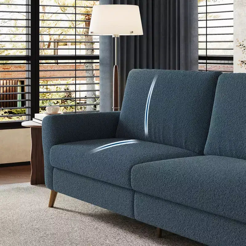 Canapé en laine d'agneau au design épuré, matériau doux en laine d'agneau, assise confortable, cadre durable, style élégant